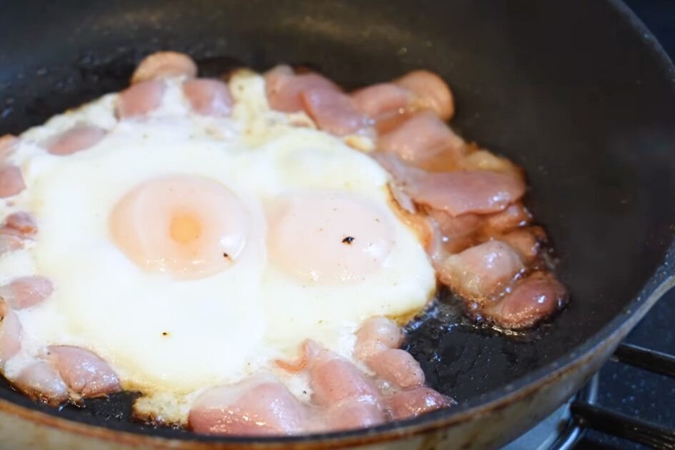 鳥羽周作 レシピ ベーコンエッグパスタ