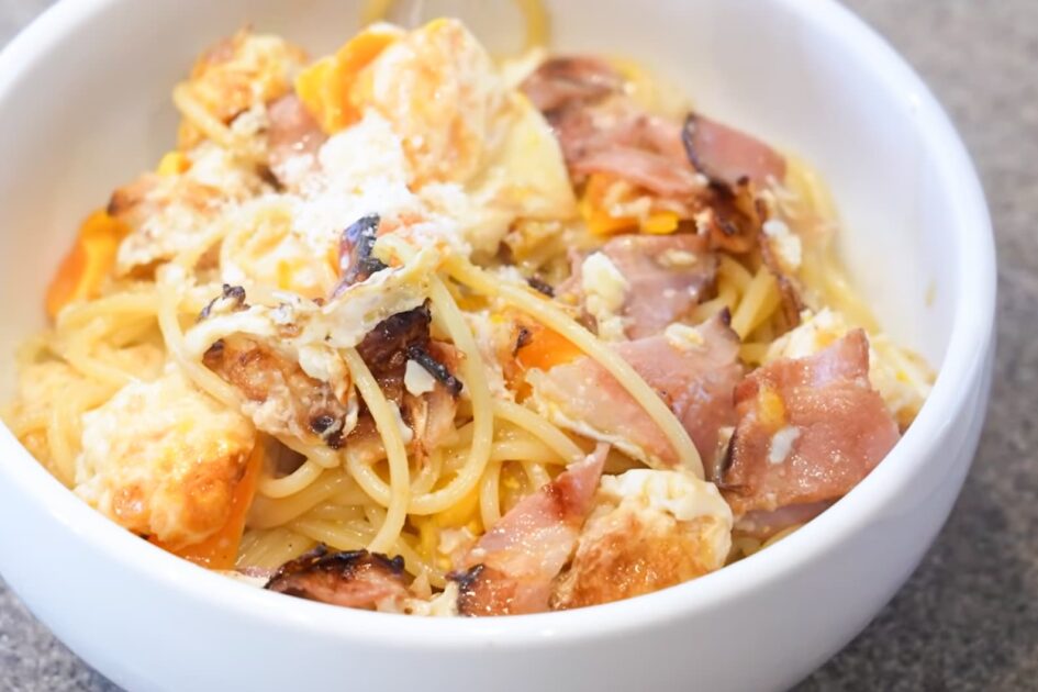 鳥羽周作 レシピ ベーコンエッグパスタ