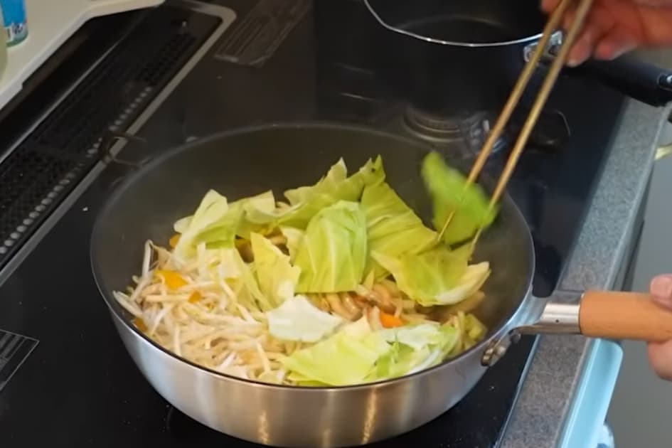 肉野菜炒め